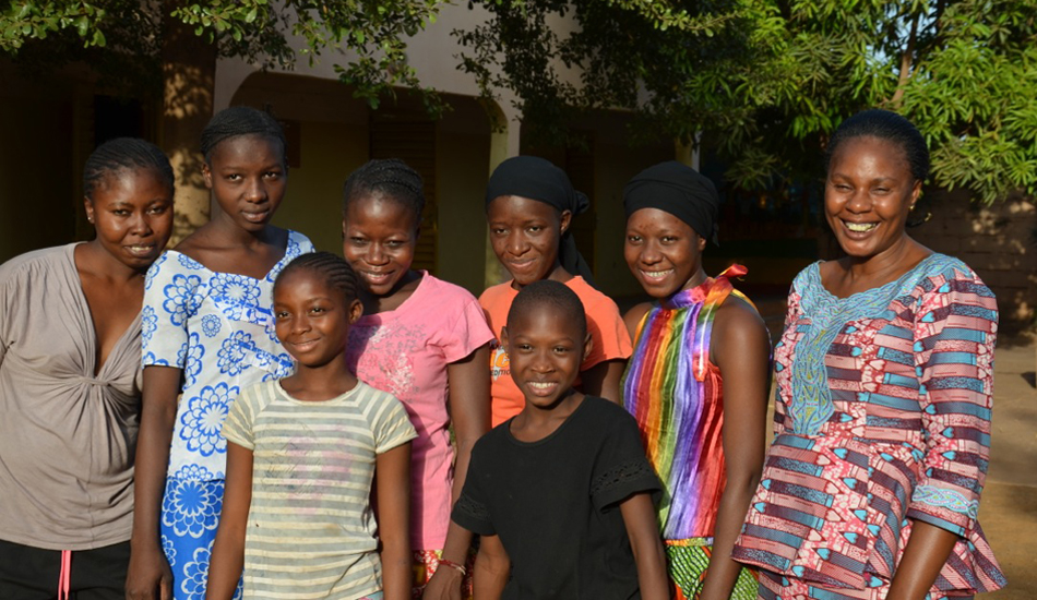 Sechs neue Schülerinnen im Zentrum in Bamako